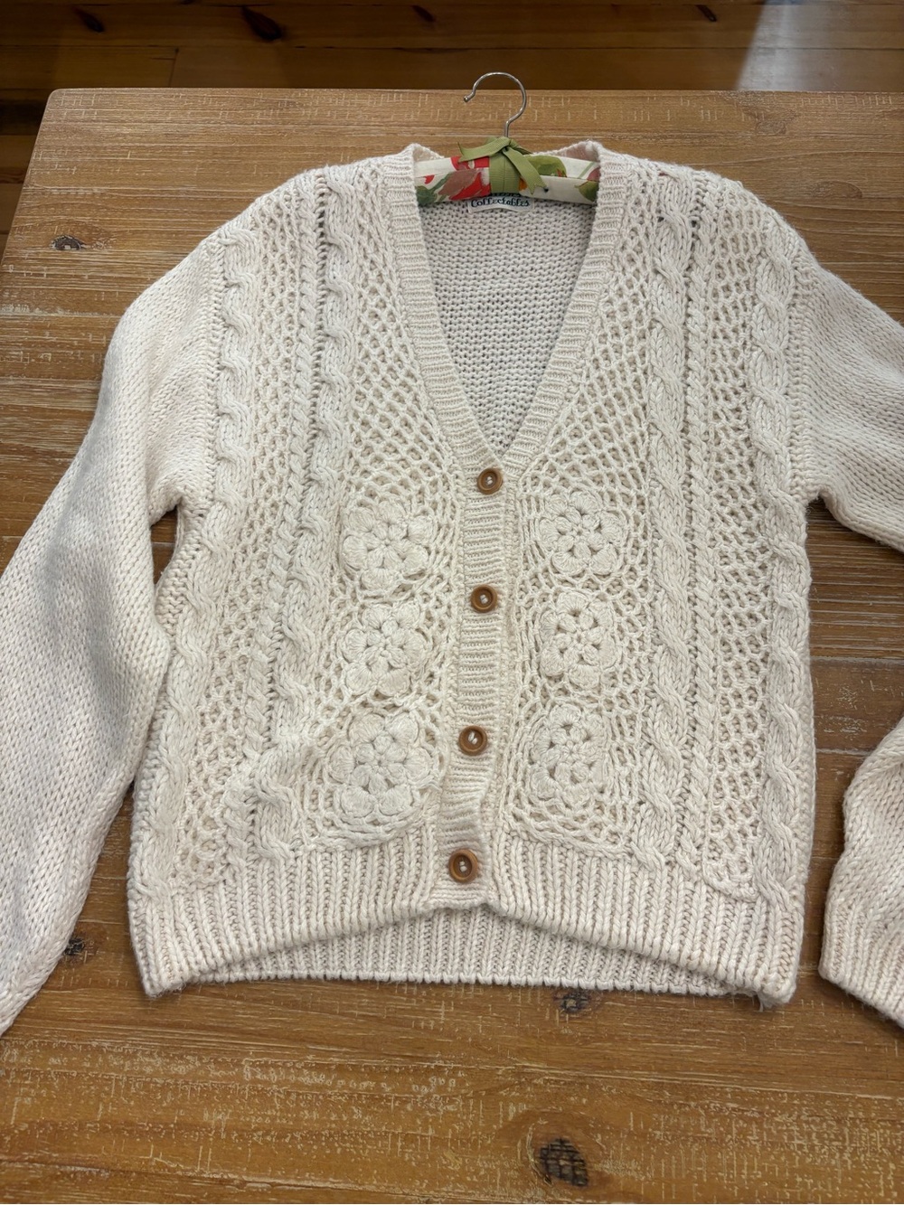 Vintage Hand Knit Textured Cream Cable Knit V-Neck Cardigan